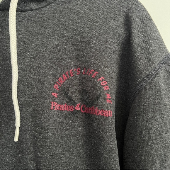 Disney Parks Pirates of The Caribbean Dead Men Tell No Tales Hoodie-Size XS - Picture 2 of 7